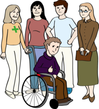 Hinter einem Mensch im Rollstuhl stehen 4 Fachkräfte: Eine Krankenschwester, Ein Physiotherapeut, eine Psychologin und eine Frau vom Begleitenden Dienst.
